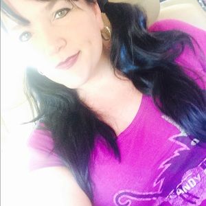 Meet your Posher, Dezda